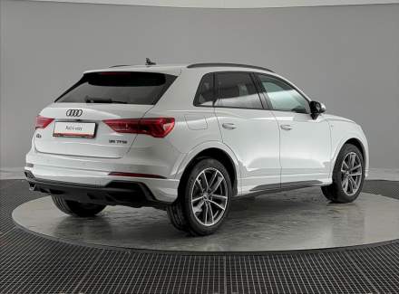 Audi - Q3