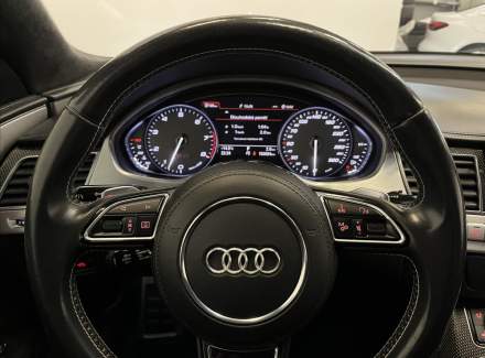 Audi - S8