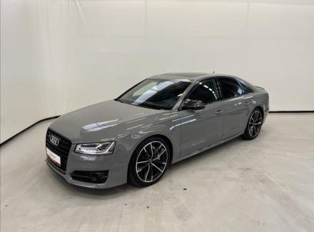 Audi - S8