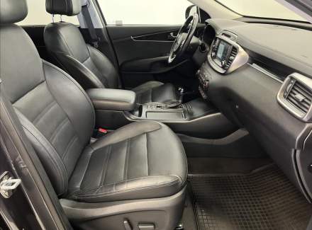 Kia - Sorento