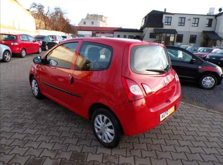 Renault - Twingo