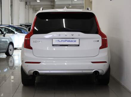 Volvo - XC90