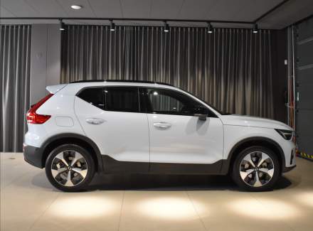 Volvo - XC40