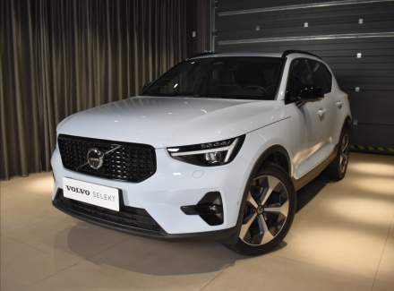 Volvo - XC40