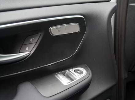 Mercedes-Benz - V-class