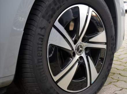 Mercedes-Benz - V-class