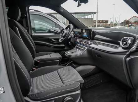 Mercedes-Benz - V-class