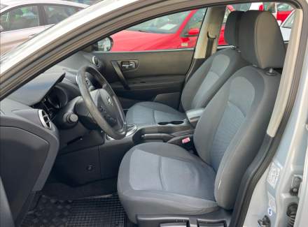 Nissan - Qashqai