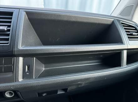 Volkswagen - Caravelle