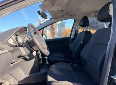Peugeot - 207