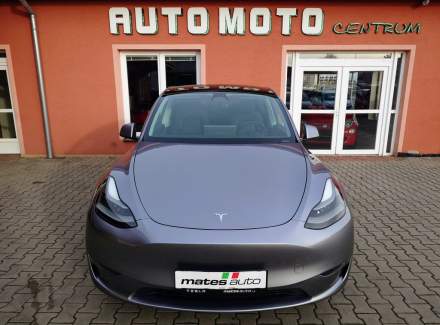 Tesla - Model Y