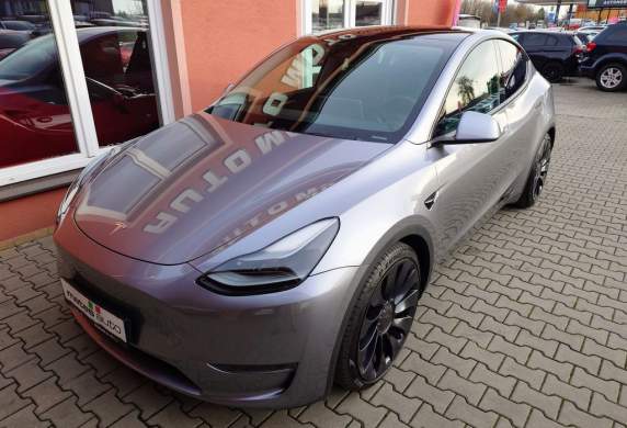 Tesla - Model Y
