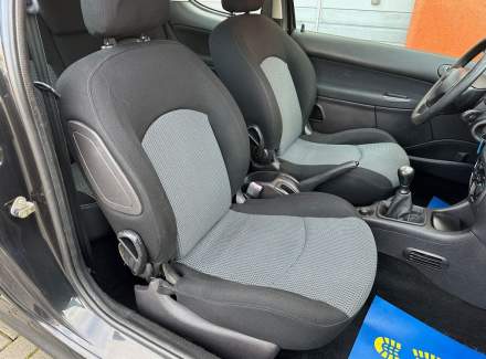 Peugeot - 206