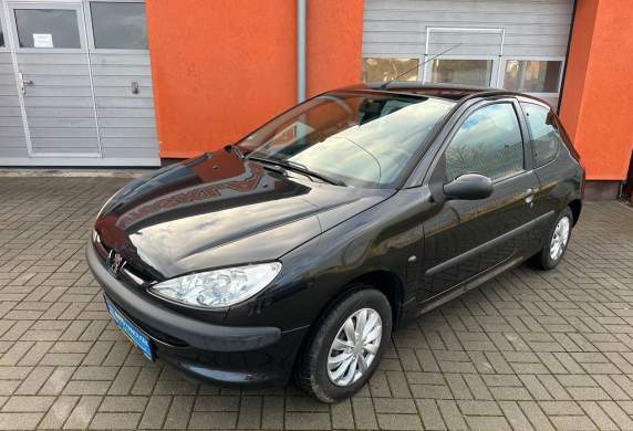 Peugeot - 206