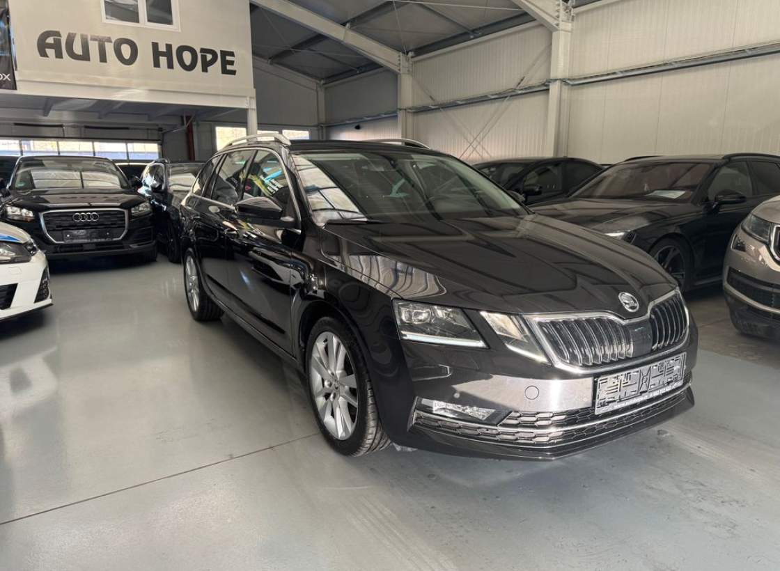 Škoda - Octavia