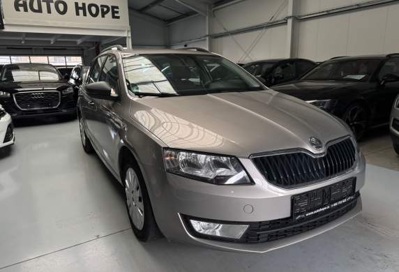 Škoda - Octavia