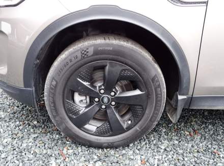 Land Rover - Discovery Sport