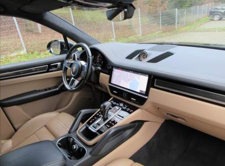 Porsche - Cayenne