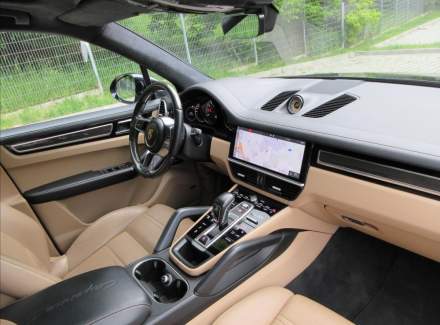 Porsche - Cayenne