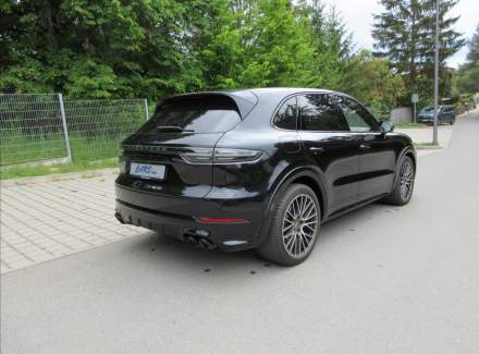 Porsche - Cayenne