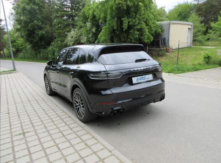 Porsche - Cayenne