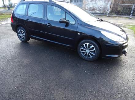 Peugeot - 307