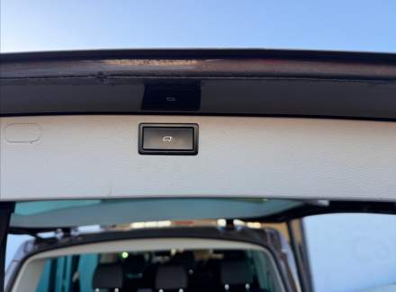 Volkswagen - Caravelle