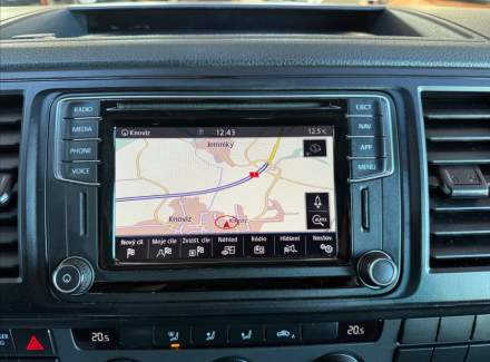 Volkswagen - Caravelle