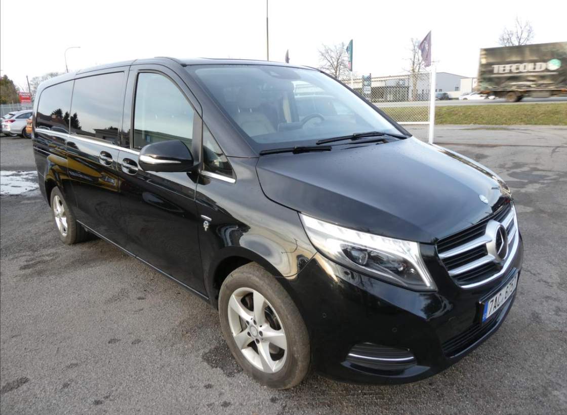 Mercedes-Benz - V-class