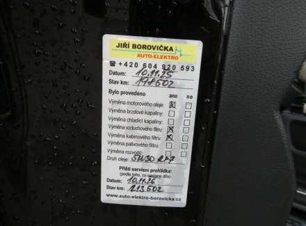 Mercedes-Benz - V-class