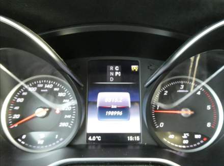 Mercedes-Benz - V-class