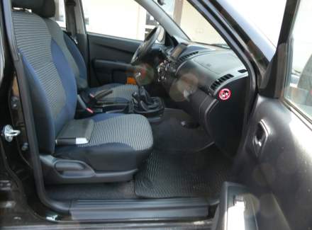 Mitsubishi - L 200