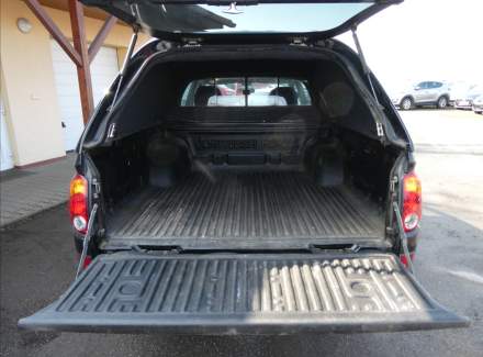 Mitsubishi - L 200