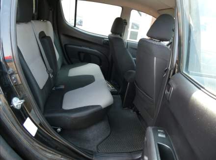 Mitsubishi - L 200