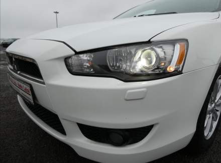 Mitsubishi - Lancer