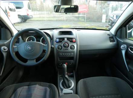 Renault - Megane