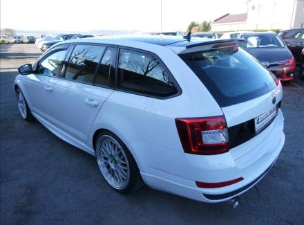 Škoda - Octavia