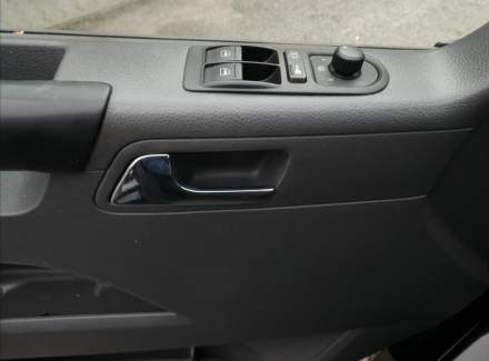 Volkswagen - Caravelle