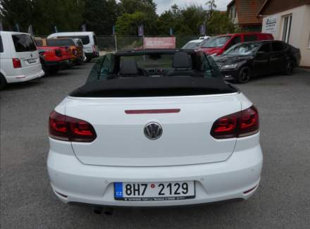 Volkswagen - Golf