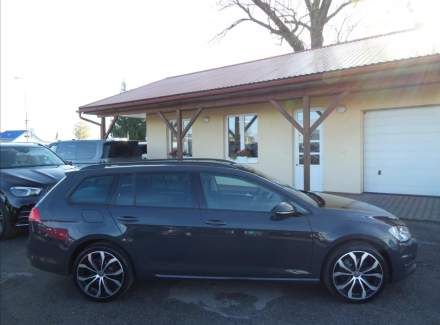 Volkswagen - Golf