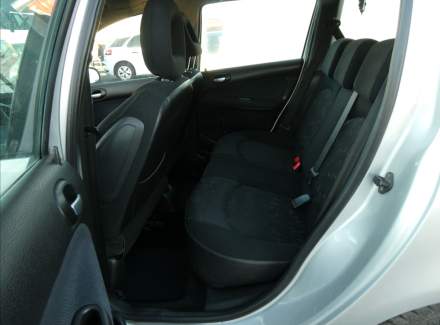 Peugeot - 206