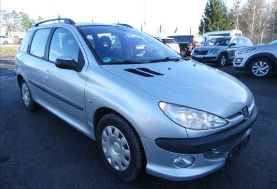 Peugeot - 206