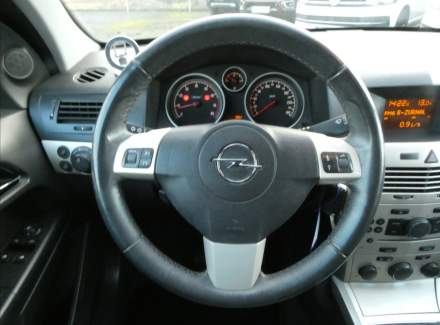 Opel - Astra