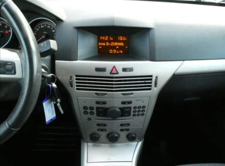 Opel - Astra