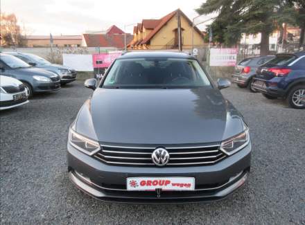 Volkswagen - Passat