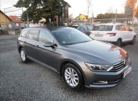 Volkswagen - Passat