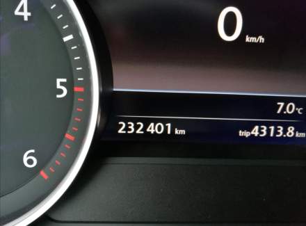 Volkswagen - Touareg