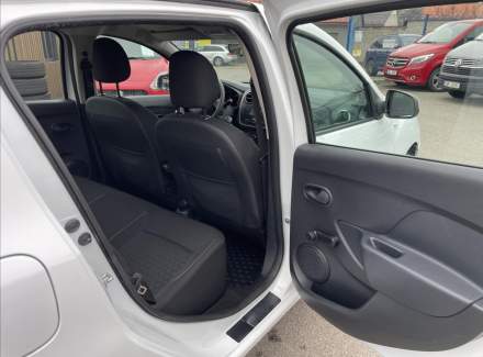 Dacia - Sandero