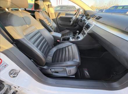 Volkswagen - Passat CC