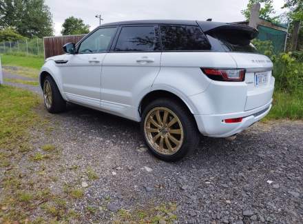 Land Rover - Range Rover Evoque